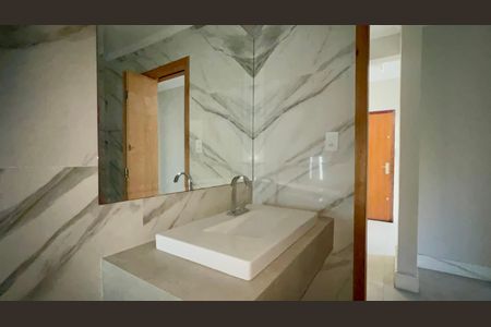 Apartamento para alugar com 98m², 2 quartos e sem vagaBanheiro