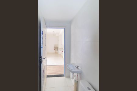 Apartamento para alugar com 35m², 2 quartos e sem vaga Apartamento para alugar com 35m², 2 quartos e sem vagaBanheiro