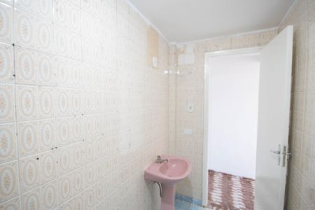 Apartamento para alugar com 53m², 2 quartos e sem vaga Apartamento para alugar com 53m², 2 quartos e sem vagaBanheiro