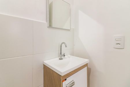 Apartamento para alugar com 26m², 1 quarto e sem vaga Apartamento para alugar com 26m², 1 quarto e sem vagaBanheiro