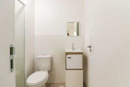 Banheiro de apartamento para alugar com 1 quarto, 26m² em Vila Butantã, São Paulo