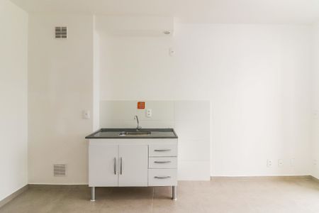Apartamento para alugar com 26m², 1 quarto e sem vaga Apartamento para alugar com 26m², 1 quarto e sem vagaCozinha e Área de Serviço