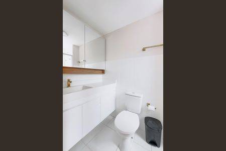 Apartamento para alugar com 124m², 3 quartos e 2 vagas Apartamento para alugar com 124m², 3 quartos e 2 vagasBanheiro da Suíte