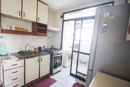 Apartamento para alugar com 74m², 2 quartos e 1 vagaCozinha