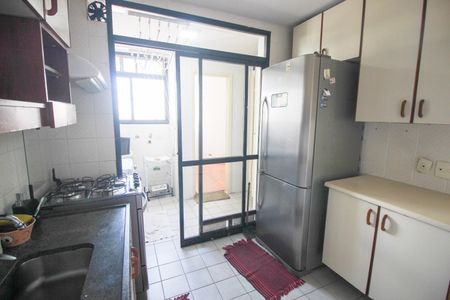 Apartamento para alugar com 74m², 2 quartos e 1 vagaCozinha