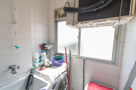 Apartamento para alugar com 47m², 2 quartos e 1 vaga Apartamento para alugar com 47m², 2 quartos e 1 vagaÁrea de serviço