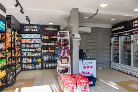 Apartamento para alugar com 47m², 2 quartos e 1 vaga Apartamento para alugar com 47m², 2 quartos e 1 vagaÁrea comum - Mercado