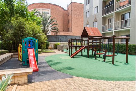 Apartamento para alugar com 47m², 2 quartos e 1 vaga Apartamento para alugar com 47m², 2 quartos e 1 vagaÁrea comum - Playground