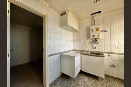 Apartamento à venda com 247m², 4 quartos e 3 vagasCozinha e Área de Serviço