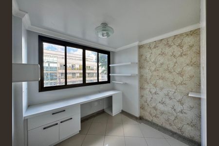 Apartamento à venda com 247m², 4 quartos e 3 vagasSuíte 2