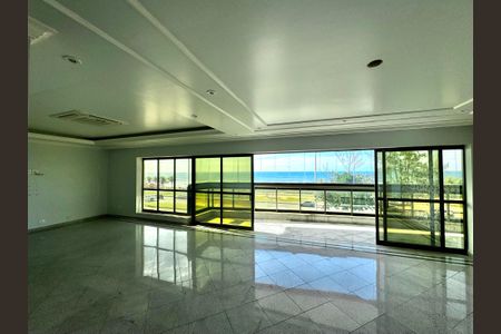 Apartamento à venda com 247m², 4 quartos e 3 vagasSala