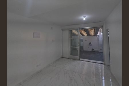 Sala 1 de casa para alugar com 4 quartos, 120m² em Embaré, Santos