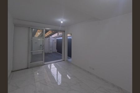 Sala 1 de casa para alugar com 4 quartos, 120m² em Embaré, Santos
