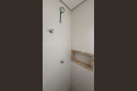 Apartamento à venda com 90m², 2 quartos e 2 vagasBanheiro da Suíte