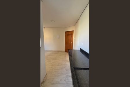 Apartamento à venda com 90m², 2 quartos e 2 vagasCozinha