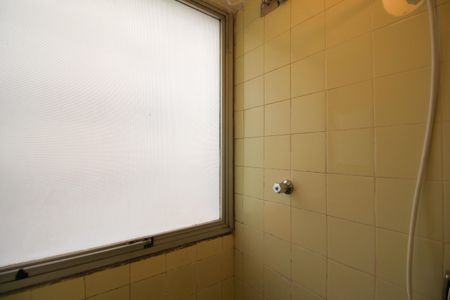 Apartamento à venda com 103m², 3 quartos e 1 vaga Apartamento à venda com 103m², 3 quartos e 1 vagaBanheiro de serviço