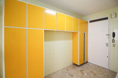 Apartamento à venda com 103m², 3 quartos e 1 vaga Apartamento à venda com 103m², 3 quartos e 1 vagaCozinha