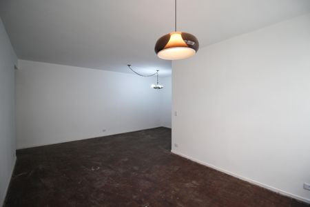 Apartamento à venda com 103m², 3 quartos e 1 vaga Apartamento à venda com 103m², 3 quartos e 1 vagaSala