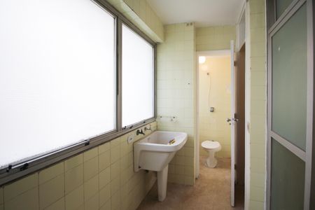 Apartamento à venda com 103m², 3 quartos e 1 vaga Apartamento à venda com 103m², 3 quartos e 1 vagaÁrea de Serviço