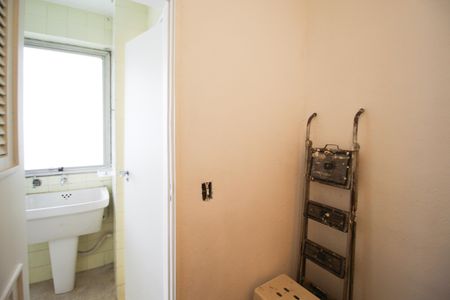 Apartamento à venda com 103m², 3 quartos e 1 vaga Apartamento à venda com 103m², 3 quartos e 1 vagaQuarto de Serviço