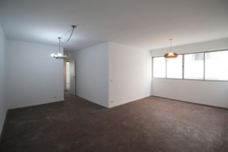 Apartamento à venda com 103m², 3 quartos e 1 vaga Apartamento à venda com 103m², 3 quartos e 1 vagaSala