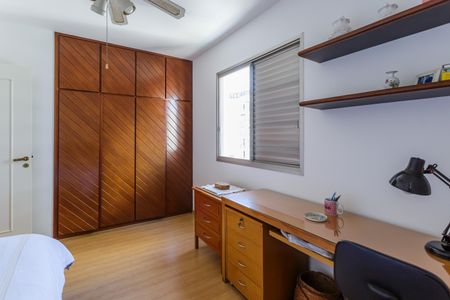 Apartamento à venda com 270m², 4 quartos e 3 vagasSuíte 2