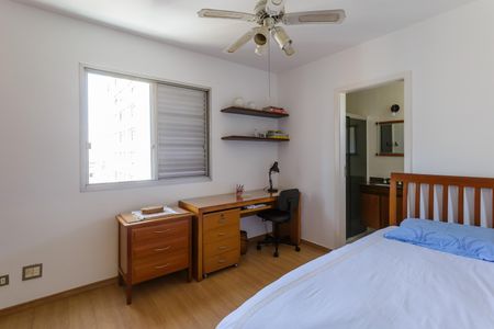 Apartamento à venda com 270m², 4 quartos e 3 vagasSuíte 2