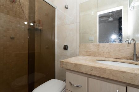 Casa à venda com 120m², 3 quartos e 2 vagasBanheiro da Suíte