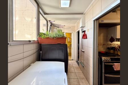 Apartamento à venda com 154m², 4 quartos e 1 vagaÁrea de Serviço