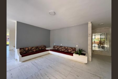 Apartamento à venda com 154m², 4 quartos e 1 vagaHall Social Bloco 