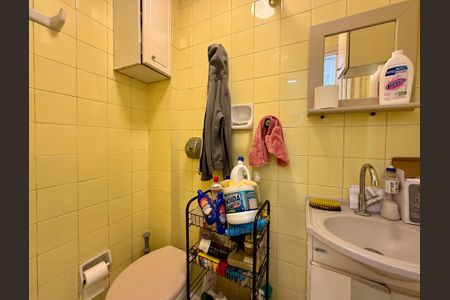 Apartamento à venda com 154m², 4 quartos e 1 vagaBanheiro de Serviço