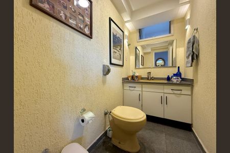 Apartamento à venda com 154m², 4 quartos e 1 vagaLavabo 