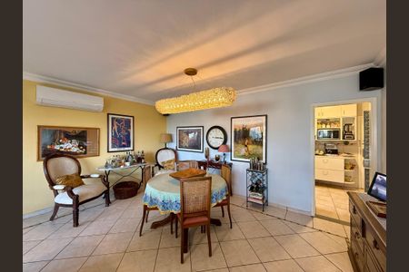 Apartamento à venda com 154m², 4 quartos e 1 vagaSala 