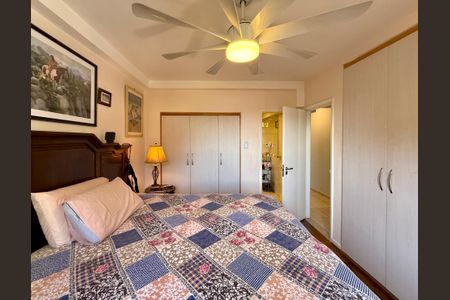 Apartamento à venda com 154m², 4 quartos e 1 vagaSuíte 