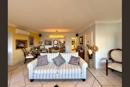 Apartamento à venda com 154m², 4 quartos e 1 vagaSala 