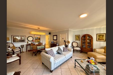 Apartamento à venda com 154m², 4 quartos e 1 vagaSala 