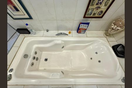 Apartamento à venda com 154m², 4 quartos e 1 vagaBanheiro Suíte 