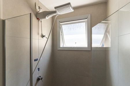 Studio à venda com 28m², 1 quarto e sem vaga Studio à venda com 28m², 1 quarto e sem vagaBanheiro