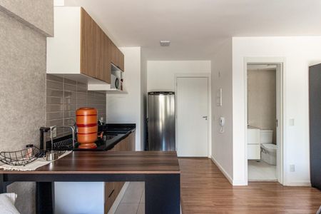 Studio à venda com 28m², 1 quarto e sem vaga Studio à venda com 28m², 1 quarto e sem vagaCozinha