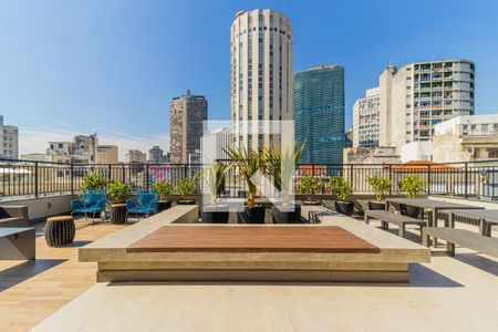 Studio à venda com 28m², 1 quarto e sem vaga Studio à venda com 28m², 1 quarto e sem vagaSolário