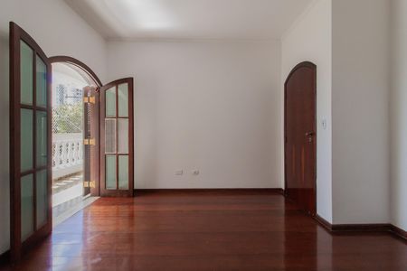 Casa para alugar com 288m², 3 quartos e 5 vagasSuíte 3