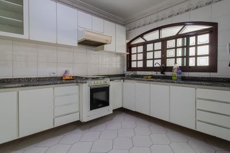 Casa para alugar com 288m², 3 quartos e 5 vagasCozinha