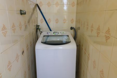 Apartamento à venda com 64m², 2 quartos e sem vagaÁrea de Serviço