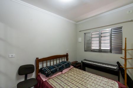 Casa à venda com 200m², 4 quartos e 4 vagas Casa à venda com 200m², 4 quartos e 4 vagasQuarto da casa 3