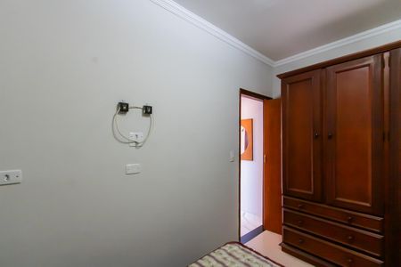 Casa à venda com 200m², 4 quartos e 4 vagas Casa à venda com 200m², 4 quartos e 4 vagasQuarto da casa 3