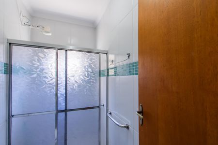 Casa à venda com 200m², 4 quartos e 4 vagas Casa à venda com 200m², 4 quartos e 4 vagasBanheiro da casa 2