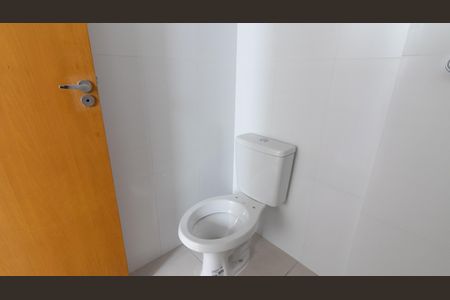 Apartamento à venda com 38m², 2 quartos e sem vaga Apartamento à venda com 38m², 2 quartos e sem vagaBanheiro