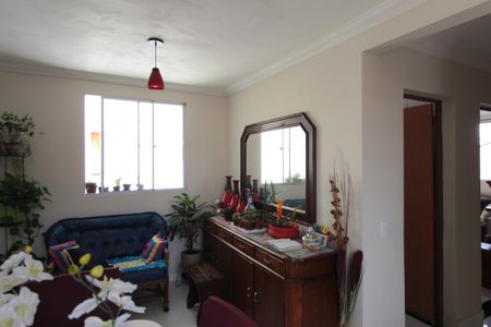 Sala de apartamento para alugar com 3 quartos, 70m² em São Tomaz, Belo Horizonte