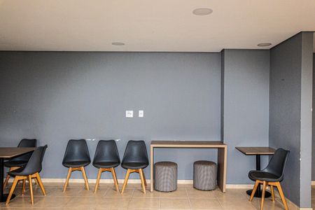 Apartamento à venda com 36m², 2 quartos e sem vaga Apartamento à venda com 36m², 2 quartos e sem vagaÁrea comum - Salão de festas