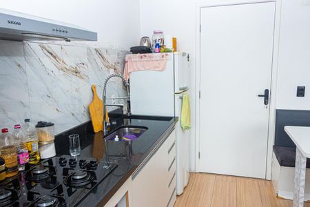 Apartamento à venda com 36m², 2 quartos e sem vaga Apartamento à venda com 36m², 2 quartos e sem vagaCozinha e Área de Serviço